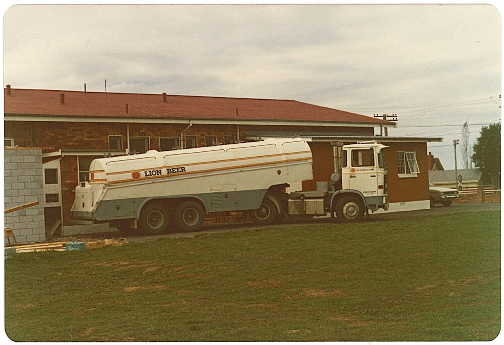 A beer tanker arrives at the Katikati RSA building