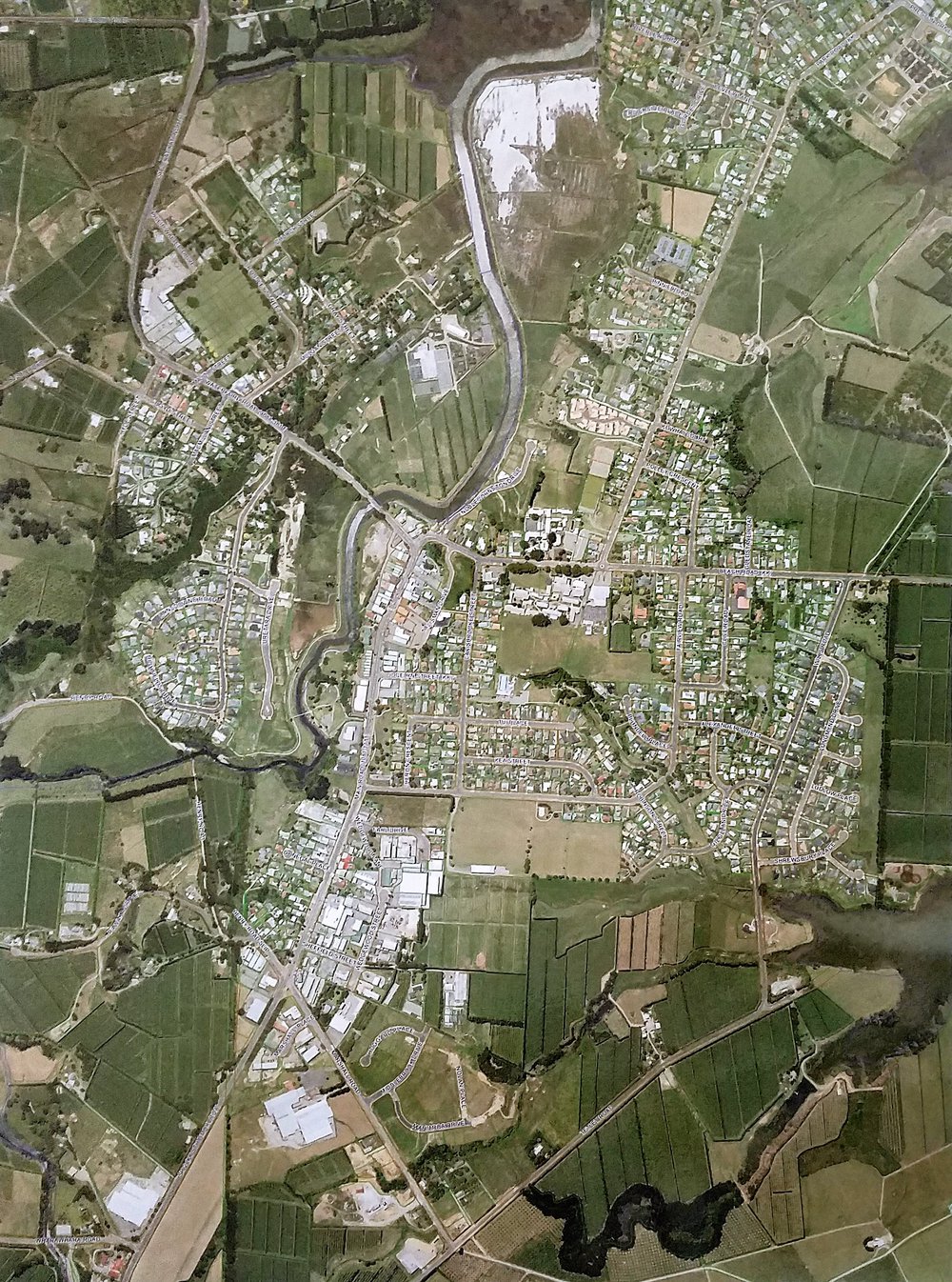 Katikati c2005