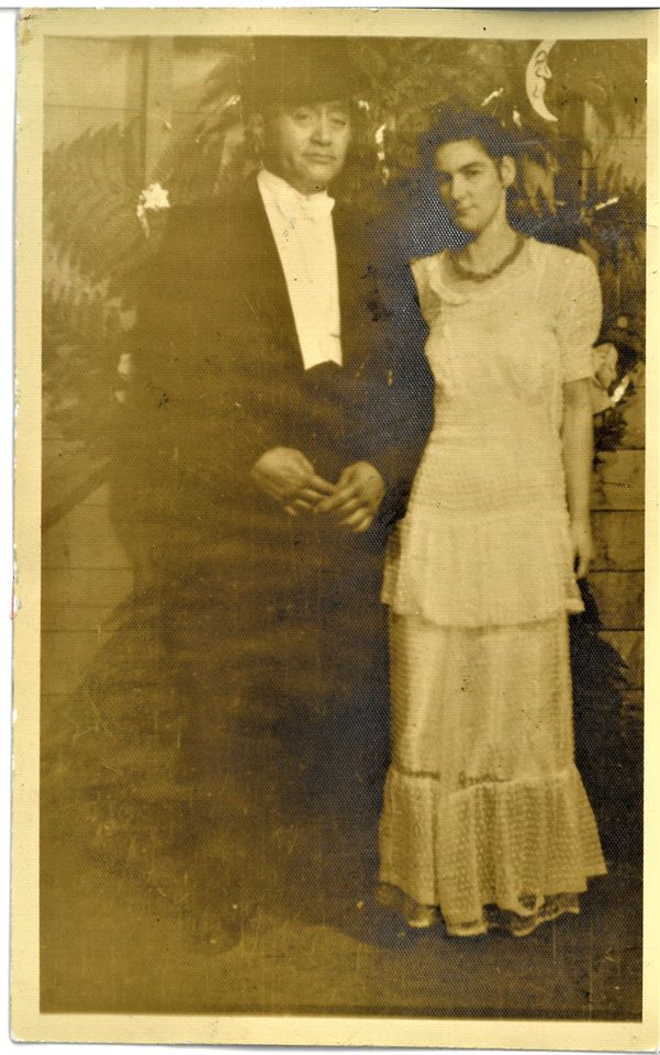 Unknown couple from Te Puke?