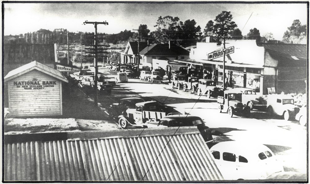 Katikati Main Road c1930s