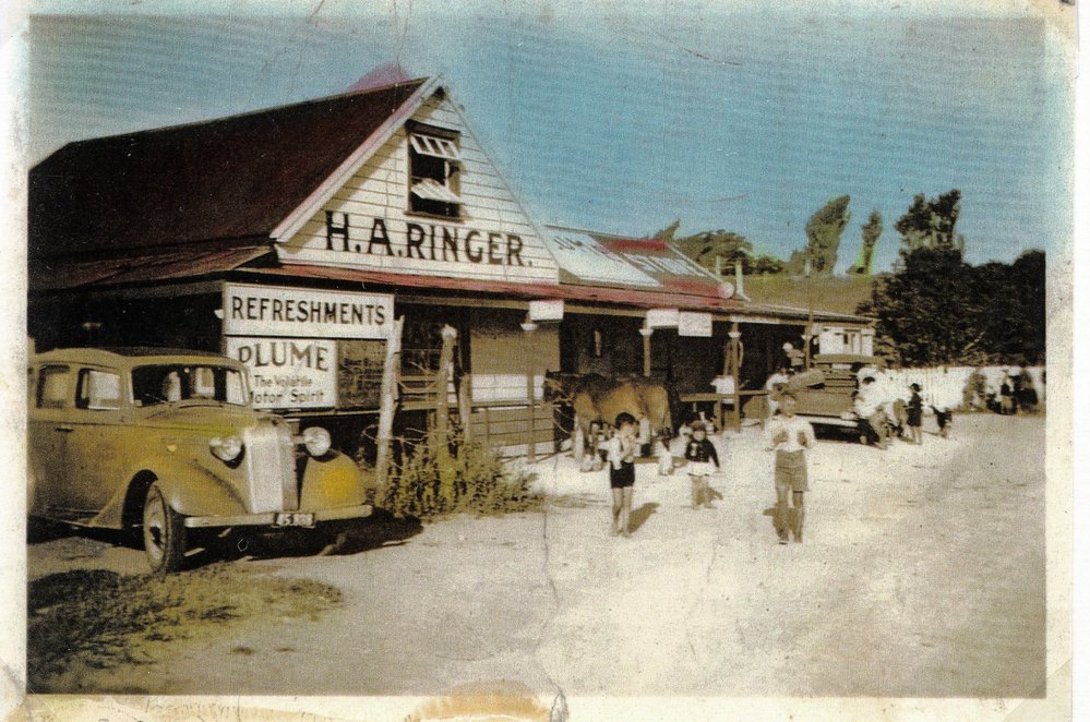 Ringer's Store, Maketu