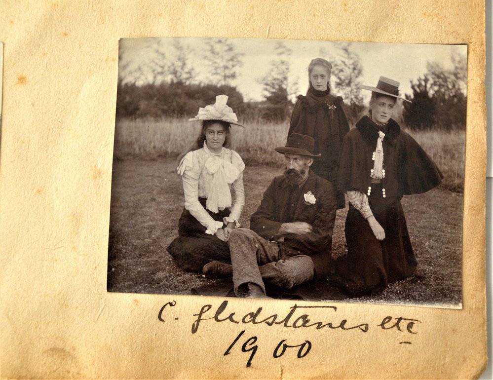 Cecil Gledstanes with daughters Helen, Caroline and Mary.