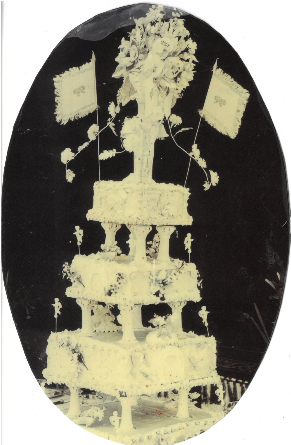 Wedding cake for Johnston-Blomquist nuptials, August 1912