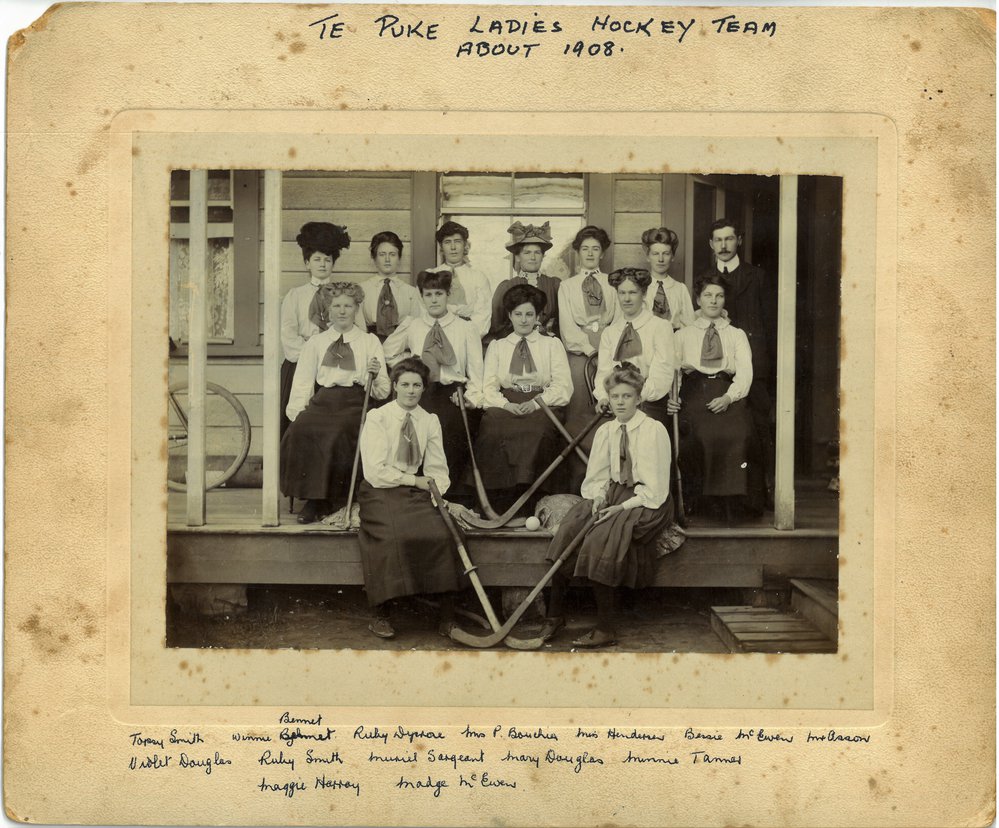 Te Puke Ladies Hockey Team c1908