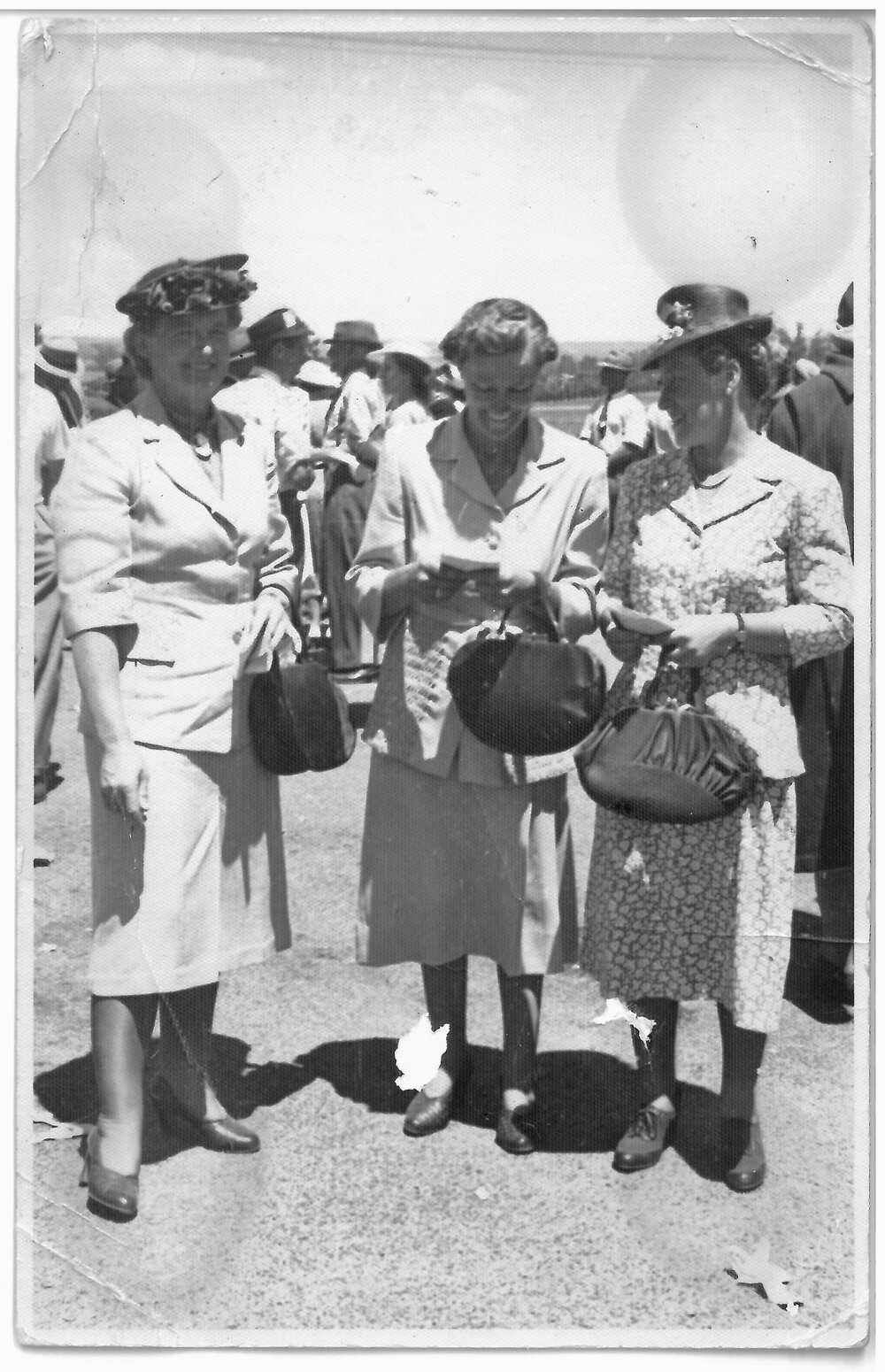 The Land Girls at Tauranga Races