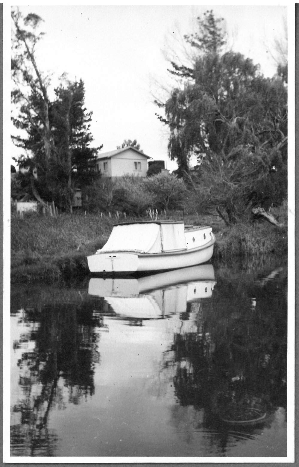 Boat on the Uretara River