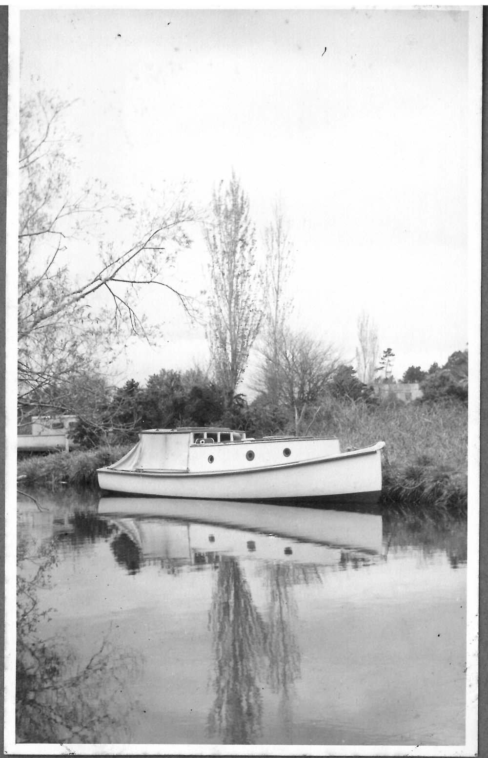 A boat on the Uretara River