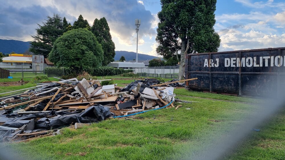 Removal of pensioner units from Heron Crescent, Katikati