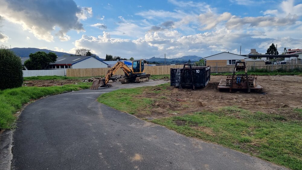 Removal of pensioner units from Heron Crescent, Katikati