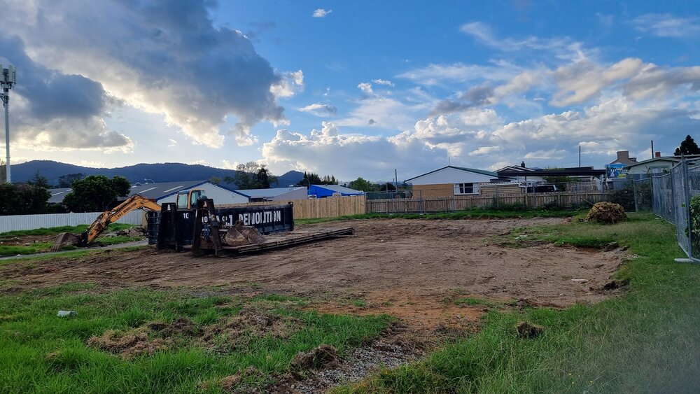 Removal of pensioner units from Heron Crescent, Katikati