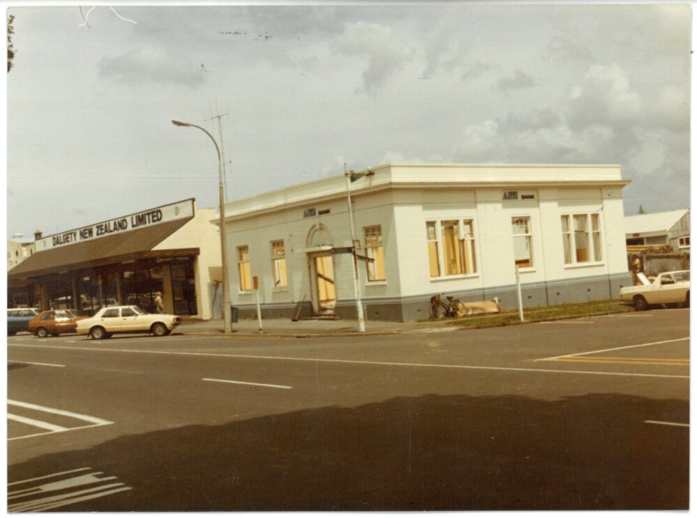 Te Puke ANZ bank before demolition in 1980