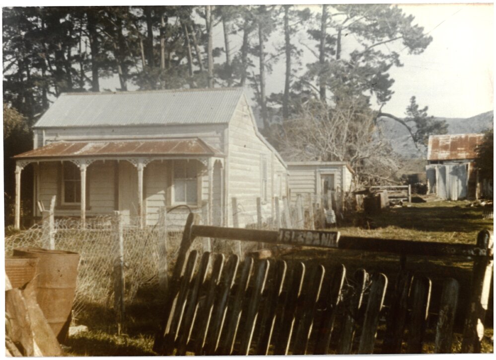 "Islabank", the homestead of Charlie Williams