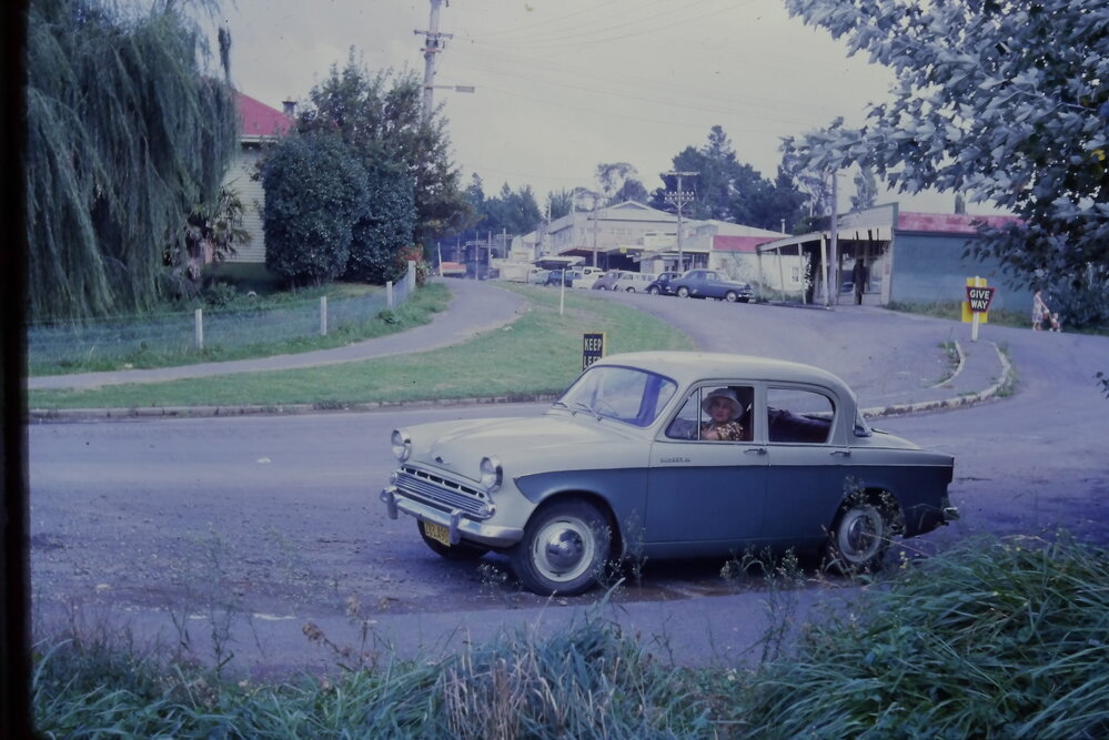 Alma Bent in Humber 80 on Beach Road, Katikati