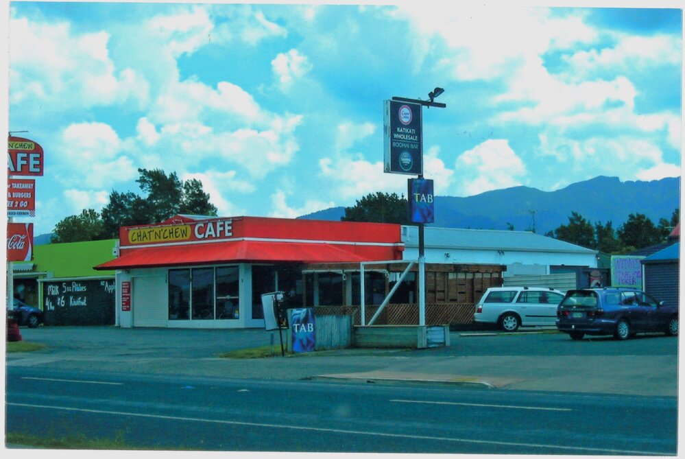 Chat n Chew Cafe, Katikati