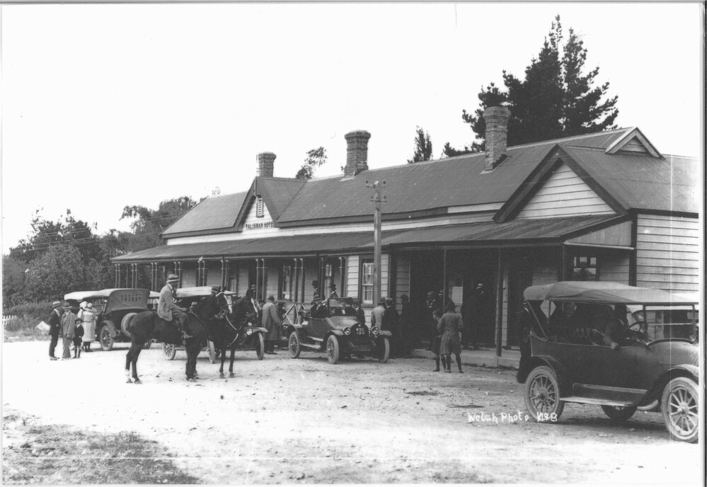 The Talisman Hotel, Katikati