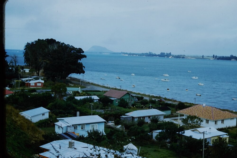 Ōmokoroa overlooking eastern beach
