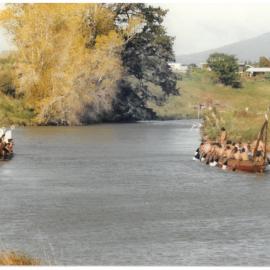 The arrival of the waka on the Uretara River