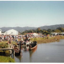 The arrival of the waka on the Uretara River