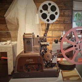 AMPRO Stylist Sound Motion Projector