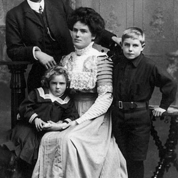 The Seifert photograph album