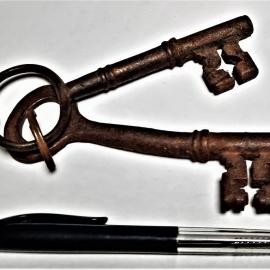 Te Puke's first prison cell keys