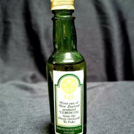 Lemon Oil from Oasis Orchard, Te puke