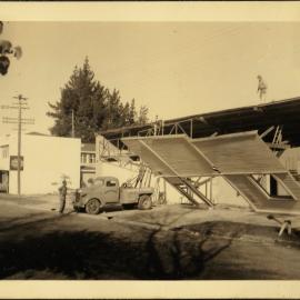 W. E. Harris Garage being built in Te Puke.