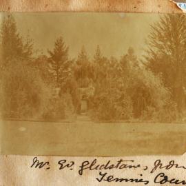 Tennis court and garden at Levley