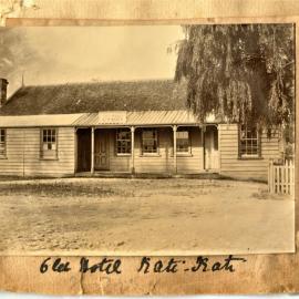 Old hotel, Katikati (later the Uretara Store)