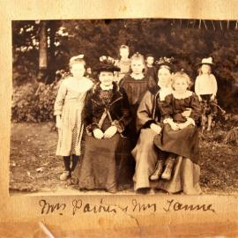 Mary Tanner, Annie Parker and children