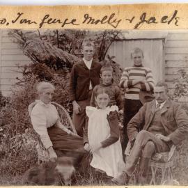 Everard and Mary Buckworth with Tom, George, Molly and Jack at Katikati.