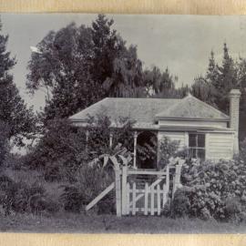 Martray Cottage at Kauri Point, Katikati.