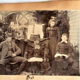 Mrs. A. R. Dumbleton & family