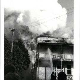 The fire brigade fights the fire