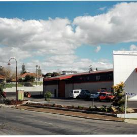 Building the new Farmlands on Boucher Avenue, Te Puke