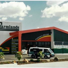Building the new Farmlands on Boucher Avenue, Te Puke