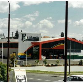 Building the new Farmlands on Boucher Avenue, Te Puke
