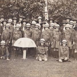 The first group of girl guides and brownies - Te Puke