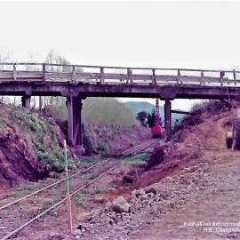 Katikati rail bridge removal 1978