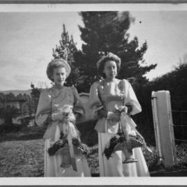 Mrs O. Holmes and Miss G. Thomas