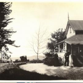 Captain Hugh and Adela Stewart outside Athenree Homestead