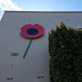Te Puke Memorial Hall - the ANZAC poppy