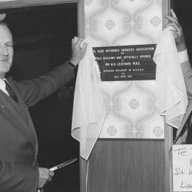 Opening of Te Puke RSA with William Leuchars M.B.E. and Lionel Hood