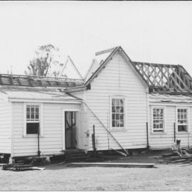 Demolition of the old Te Puke Primary School