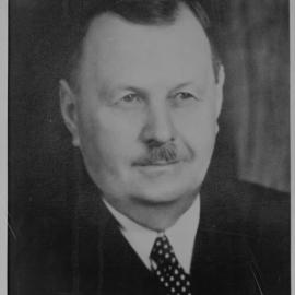 Jonathan Brown 1939-45