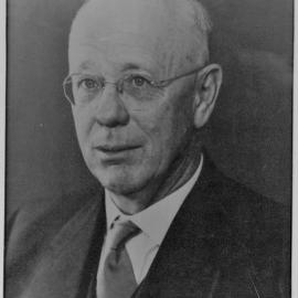 William Elliot Hookey: Mayor 1945-56