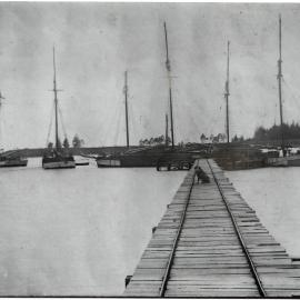 Diggelmann Point or Wharf, Katikati