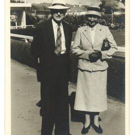 Bob and Myrtle Evans at Lower Hutt