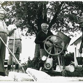 Te Puke Rotarians on a working bee Noel in the centre