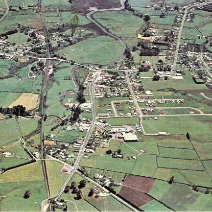 Katikati from the Air: aerial photographs 1964-2015